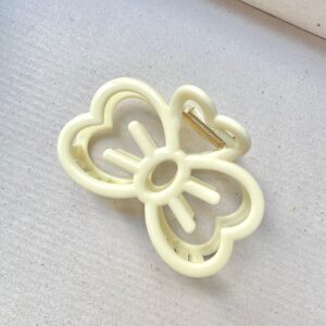 MILKY WHITE - Hello Kitty Korean Claw - Large