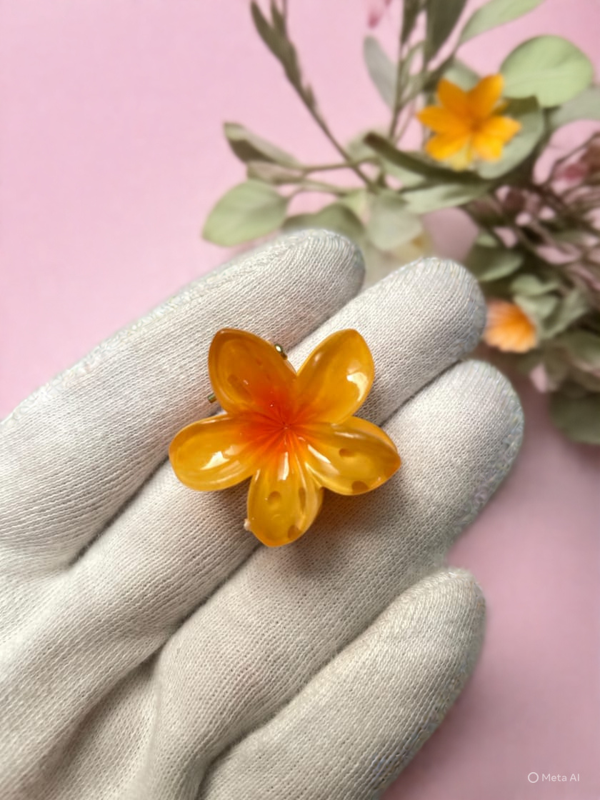 ORANGE Daisy flower Clip - Mini