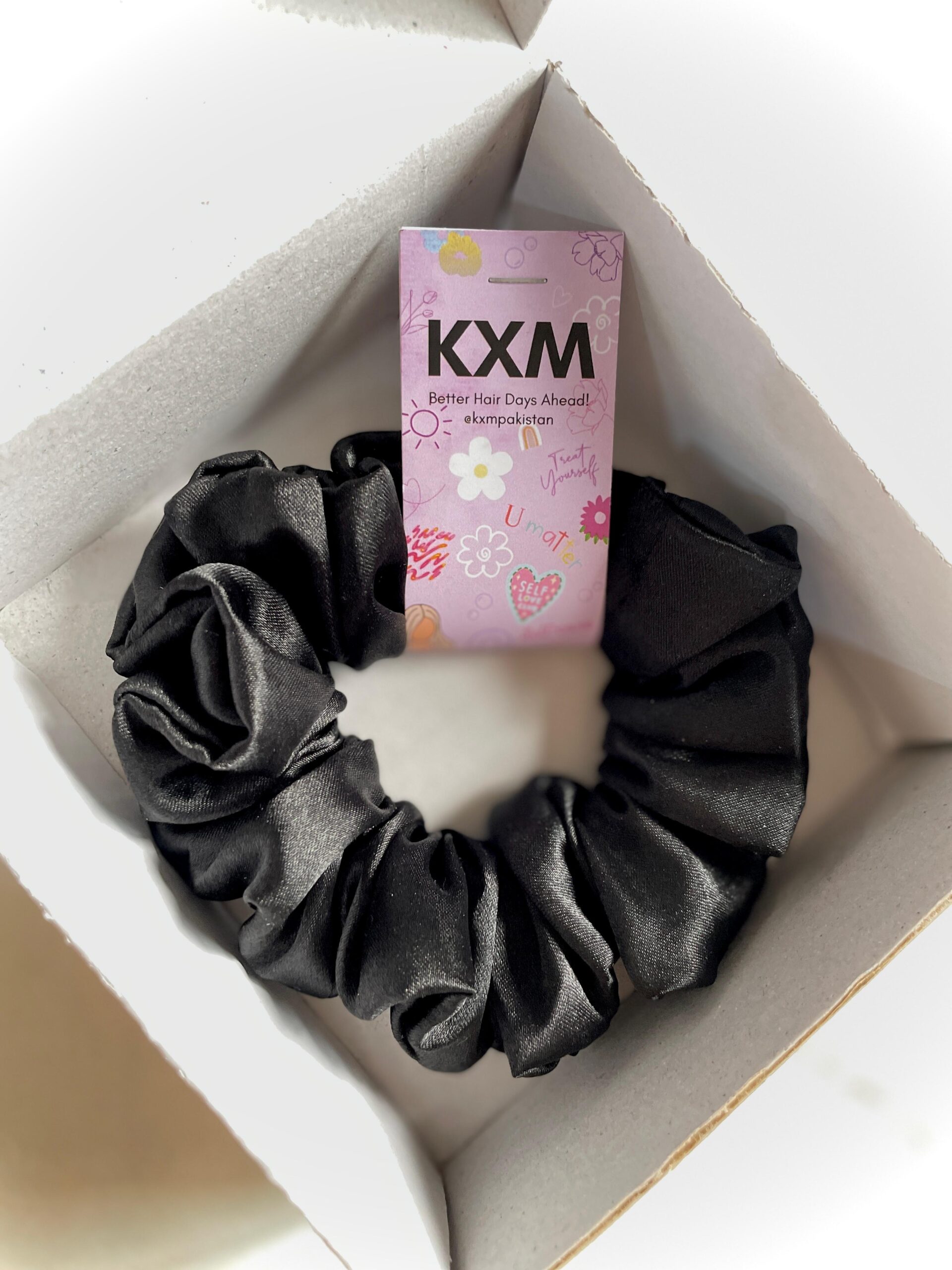 BLACK Silk Scrunchie - Medium