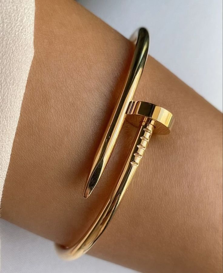 Stainless-Steel Nail Bracelet - Golden