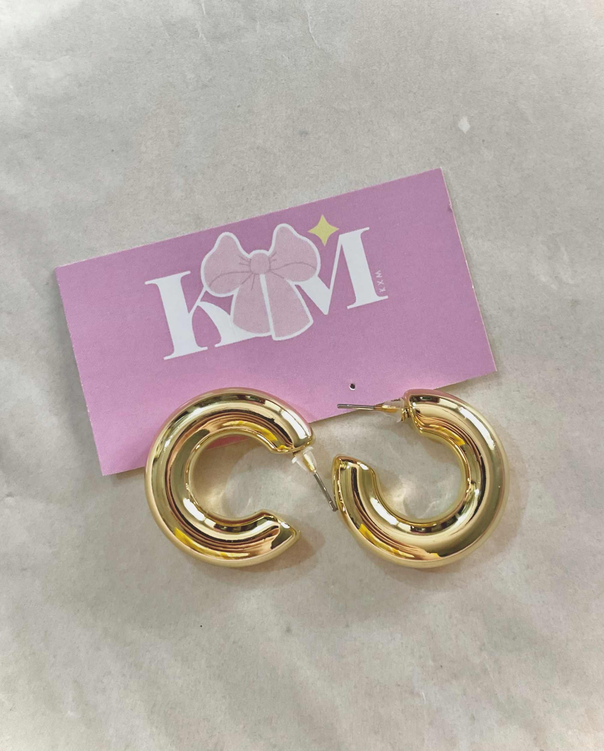 London - Plain Golden Hoops - Image 2